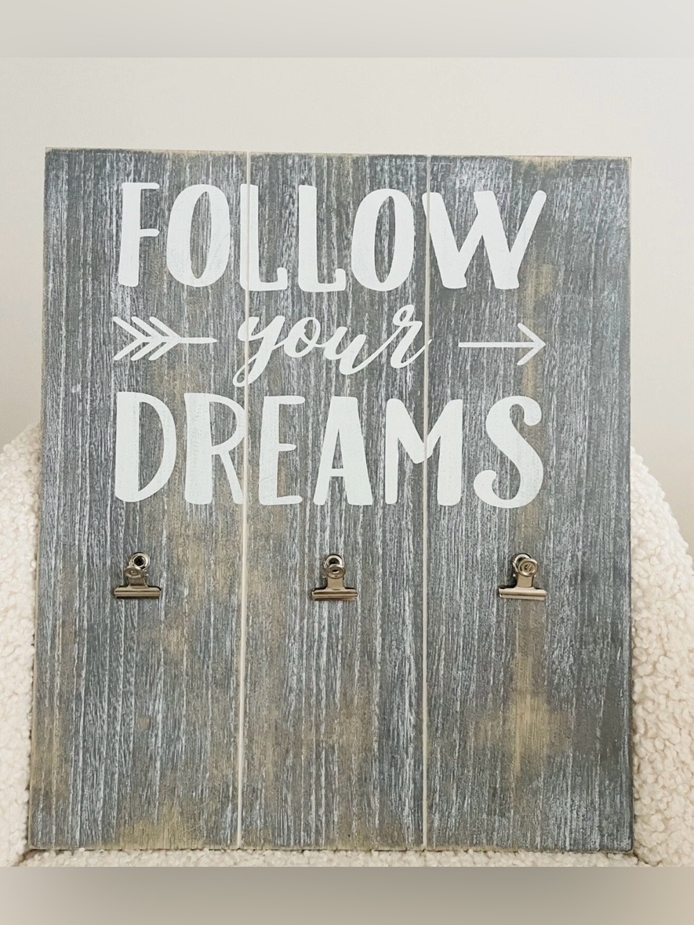 Wall Art Wood Sign Clip Board 3 Clips Farmhouse Rustic Dorm Decor for Photo Memo